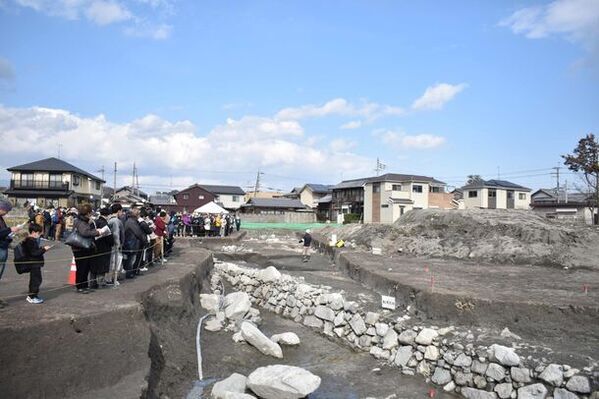 最も権威のある日本唯一の城郭関連顕彰事業　第3回日本城郭協会大賞「増山城解説ボランティア曲輪の会」が受賞