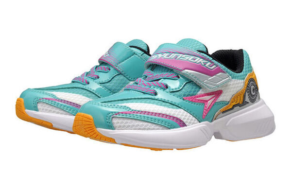 子どものための靴「瞬足」からTVアニメ『シンカリオン チェンジ ザ ワールド』とのコラボモデル登場新生「シンカリオン」のボディデザインやカラーリングを「瞬足」で表現