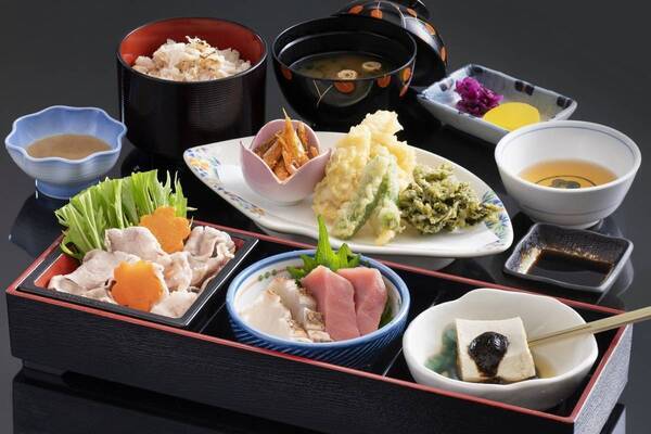 志摩スペイン村30周年アニバーサリーウィーク4月20日（土）～4月26日（金）