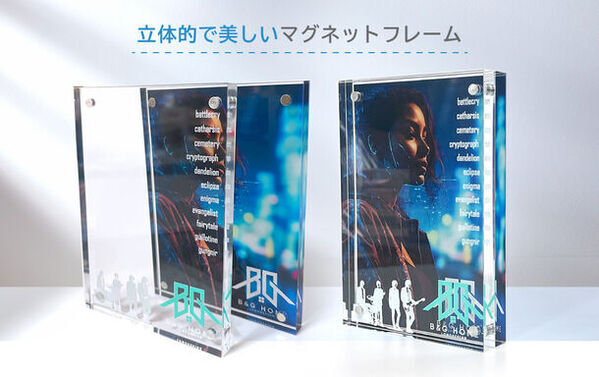透明度の高い高品質アクリルを採用！オリジナル アクリル マグネットフレームの販売を開始　チェキやポストカードなどのディスプレイにおすすめ
