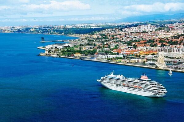 客船「飛鳥II」2024年世界一周クルーズ 出港～4月5日横浜港、4月6日神戸港　出港セレモニーのご案内～