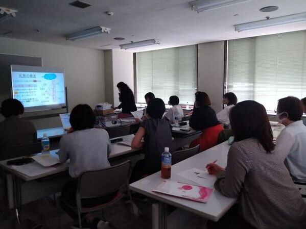 多くの人へ「ブレスト・アウェアネス」を届けるために「ブレストケアコンシェルジュ」認定資格試験の受講者を募集