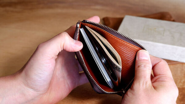 未来への希望を込めたクラウドファンディングプロジェクト始動！「UNIQUEON-ユニコーン-」からオイルコードバンを使用した『L字ファスナーミニウォレット』を販売開始