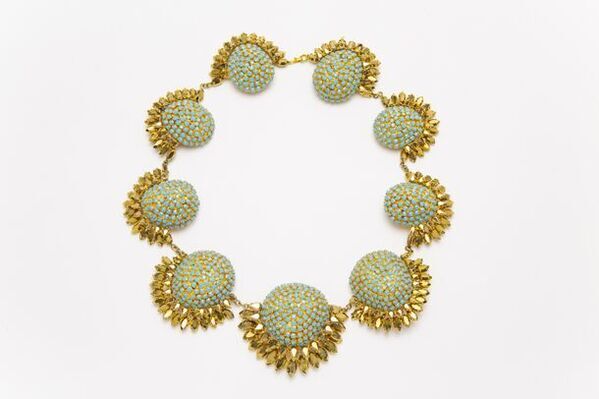 シャネル、ディオール、スキャパレッリなど約450点を集めた「コスチュームジュエリー」が愛知県美術館にて4/26に開催！