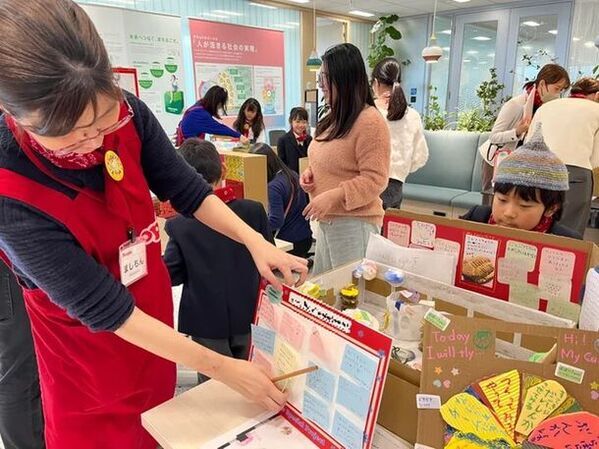 小学校に「好奇心はじけるラーニングラウンジ(図書室)」を作る　ダイバーシティ空間を共創するプロジェクトを推進