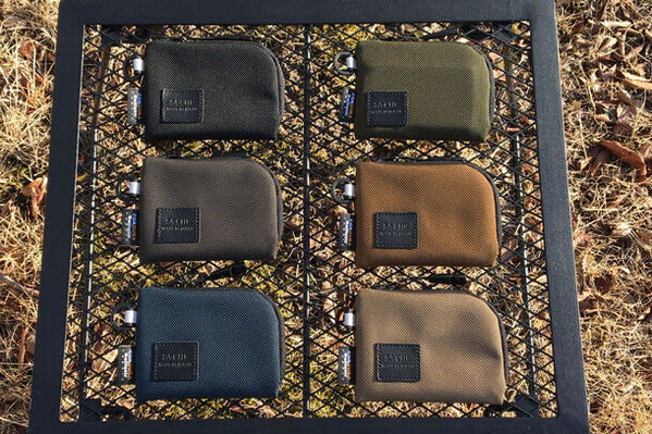 頑丈×高機能！「野良道具製作所」とのコラボ記念 「SA-CHE」耐水高強度のアウトドア財布を発売!