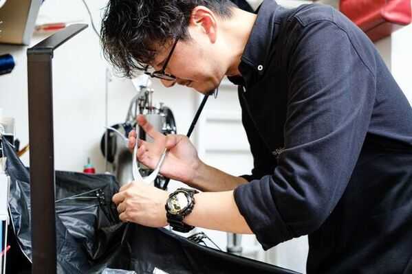 折りたたみ傘の修理に特化した「折りたたみ傘の修理屋　by折傘ソムリエ外山庫太」公式サイトがオープン～ワインと傘のソムリエが贈る、愛着のある傘を長く使うためのサービス～