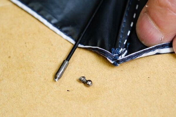 折りたたみ傘の修理に特化した「折りたたみ傘の修理屋　by折傘ソムリエ外山庫太」公式サイトがオープン～ワインと傘のソムリエが贈る、愛着のある傘を長く使うためのサービス～