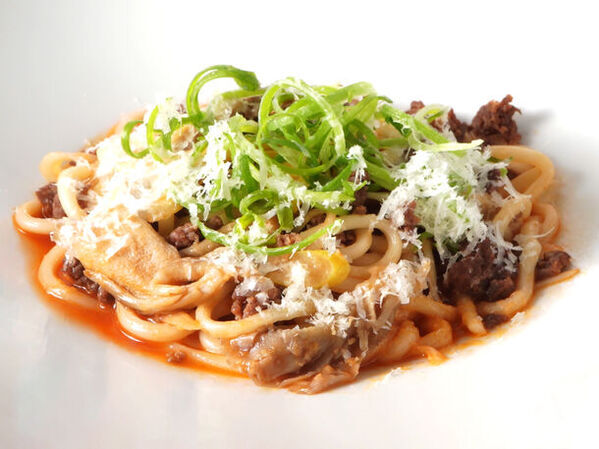 淡路島のおいしいものをぎゅっと集めた大型施設『waSTEP AWAJISHIMA』内釜玉カルボTrepiciの新メニューが4月26日(金)より登場！