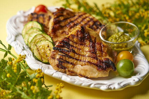 国産牛ローストビーフと春の旬食材満載！「リーベルホテル大阪」のリネーム記念ディナー＆スイーツブッフェが5月31日まで開催！