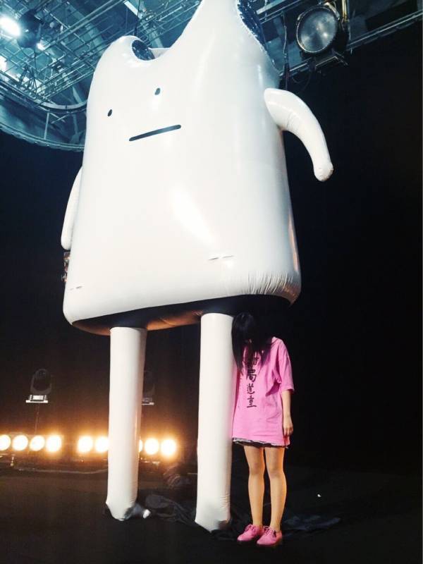 志摩スペイン村×ヤバイＴシャツ屋さん コラボイベントヤバイ志摩スペイン村屋さん～あつまれ！パエリャピーポー～5月13日（月）～6月23日（日）開催！