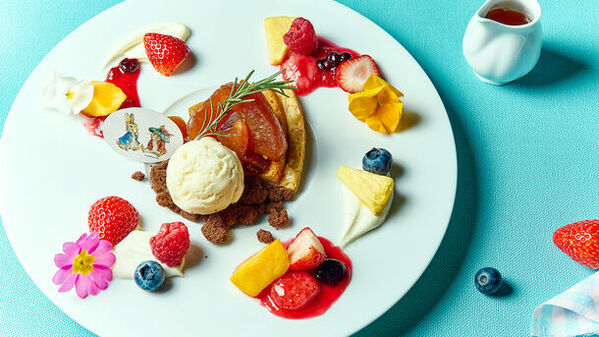 2024年5月9日(木)より表参道と白金にてピーターラビット(TM)コラボアフタヌーンティーを期間限定で提供開始