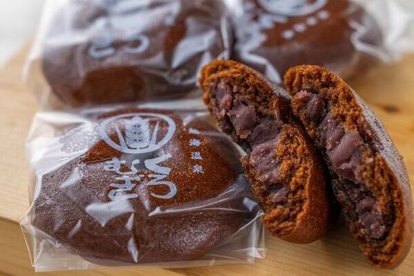 毎年大人気！「熱海・黒麦まんじゅう本舗」より涼やかな夏の味わいを愉しむ、つるんとコクのある黒みつゼリー「みずくろ」季節限定で発売中！