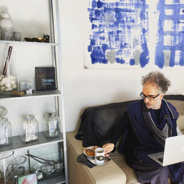 見たり、着たり自由に楽しめる！ギリシャ人アーティストのアート画から作る「着るアート」セミオーダーを5/10より開始