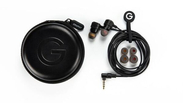 GRAPHT、新設計のゲーミングイヤホンを『ストリートファイター6』コラボモデルと同時リリース　新発売のアケコン用ボタンキャップと共に「EVO Japan 2024」で試遊を実施