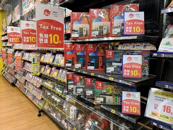 古本市場・ふるいち・トレカパークで免税サービスを4/26より開始　店内サインや外国語表記のPOP設置を行うとともに専用アプリを導入