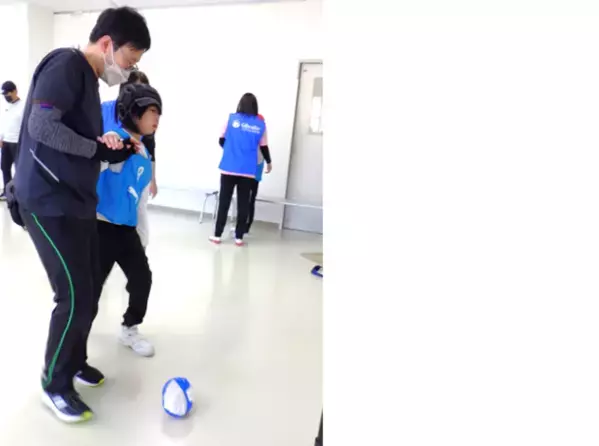 ジブラルタ生命、特別支援学校向け出前授業「パラフットボール教室2024」に協賛