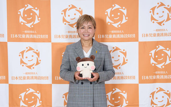 サッカーと子ども支援の二刀流 川澄 奈穂美選手、2024年度 日本児童養護施設財団のアンバサダーに就任