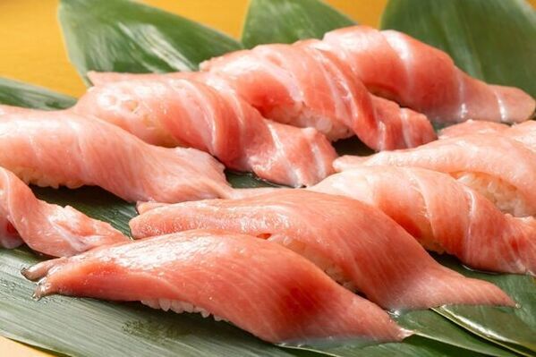 静岡県・西伊豆の旅館「堂ヶ島ニュー銀水」　毎年好評の「銀水花火」を今年も6月～7月に開催！7月19日まで開催中の本まぐろ寿司食べ放題も追加開催決定