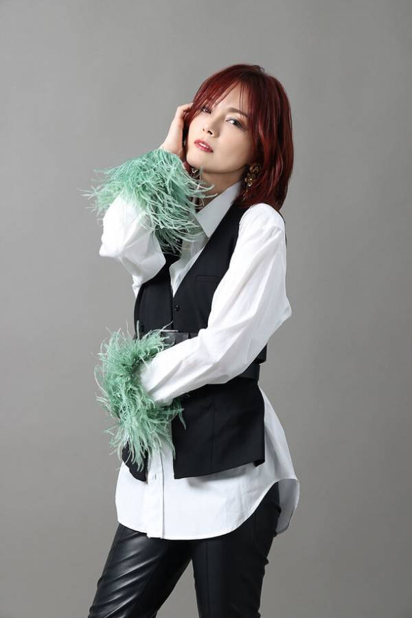 「ハイセンス 大画面テレビ DAY」始球式で相川七瀬が全力投球！　横浜DeNAベイスターズ vs 読売ジャイアンツ・ハイセンス冠試合