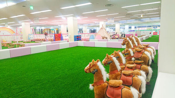 親子で夢中になる室内遊園地「キッズランドUS 埼玉大宮西店」4月27日(土)についにグランドオープン！