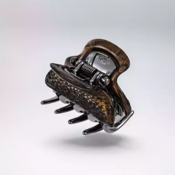 ヘアアクセサリーブランド「acca(アッカ)」からオリジナルのヘアクリップ“Grandeサイズ”全22色が登場！第一弾は5/22発売