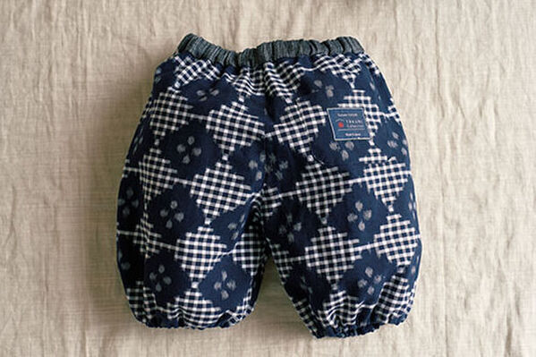 「久留米絣」で作った赤ちゃん用もんぺ初の限定柄が6月4日発売　博多阪急で5月29日から先行発売、吸水・放湿効果で暑さ対策