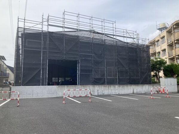 東京・福生市に都内最大級のドローン専用屋内練習場「拝島ドローンフィールド」を6/30にオープン予定