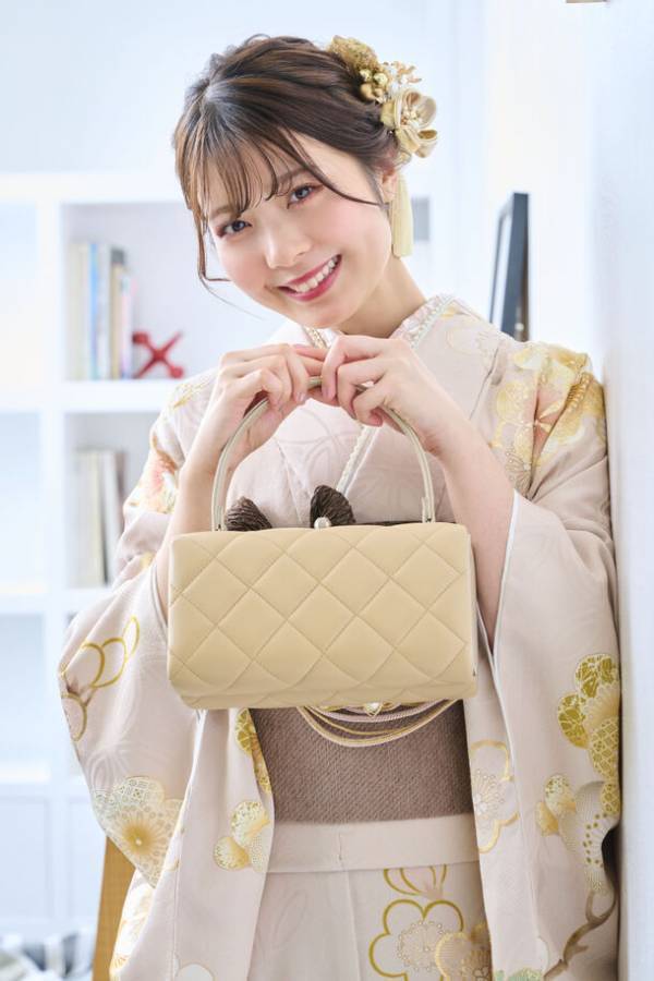 振袖、二尺袖新ブランドの登場！～新作振袖、二尺袖ブランド「星乃夢奈」を発表～