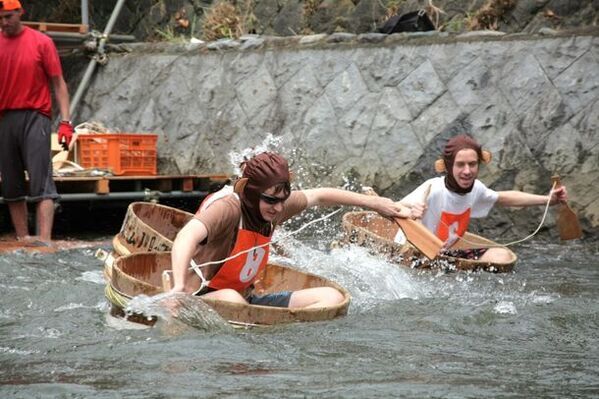 第69回松川タライ乗り競走が7月7日開催！観光客レースや国際レースなど全5部門の募集が6月1日開始