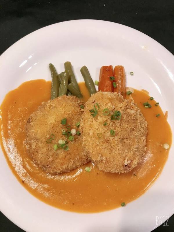 札幌市で33年続く老舗の「Kitchen & Bar 浪漫風」　再生と継承プロジェクトにて目標額を110万余りに達成！