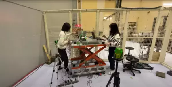 日本人初、女子高校生チームの国際素粒子実験がスイス・ジュネーブにて採択