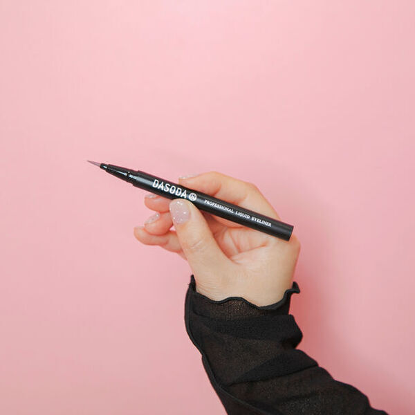 DASODA PROFESSIONAL リキッドアイライナーに新色10色追加！全20色での展開を7月10日より開始！韓国トレンドライター高井香子とのコラボカラーも同時発売