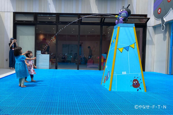 びしょ濡れになって夏の暑さを吹き飛ばそう！「ばいきんまんのいたずら水あそびひろば」オープン　2024年6月15日(土)～9月30日(月)