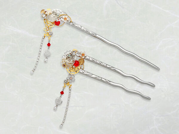 ピアスのようなイヤリング「ぴあり」を製作するジュエリー京都　「源氏物語」シリーズの新作かんざし「光源氏」を6月14日(金)に数量限定発売！