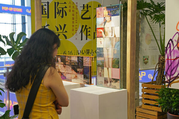 大丸松坂屋百貨店・八犬堂の協力のもとHRD ARTが主催　若手アーティストの登竜門「いい芽ふくら芽」の初の海外展示が盛況のうちに終了！