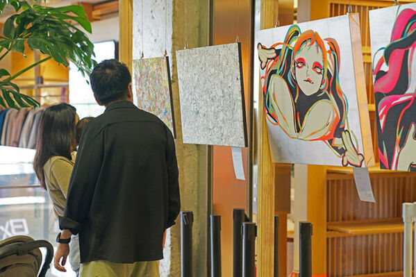 大丸松坂屋百貨店・八犬堂の協力のもとHRD ARTが主催　若手アーティストの登竜門「いい芽ふくら芽」の初の海外展示が盛況のうちに終了！