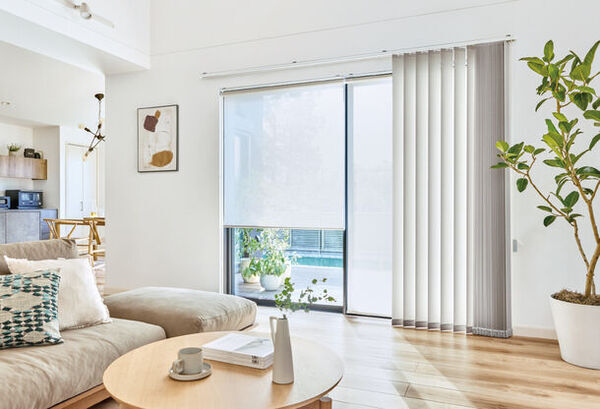 インテリアに馴染みやすいニュートラルカラーを拡充！ロールスクリーンとバーチカルブラインドの新製品　7月1日(月)全国発売