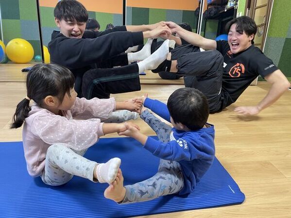 テレビ体操に現役実技者として出演中の新井庸太が“楽しいFirst”で展開する運動・体操教室をオープン！親子で楽しむ「体操フェス」を7/14(日)開催