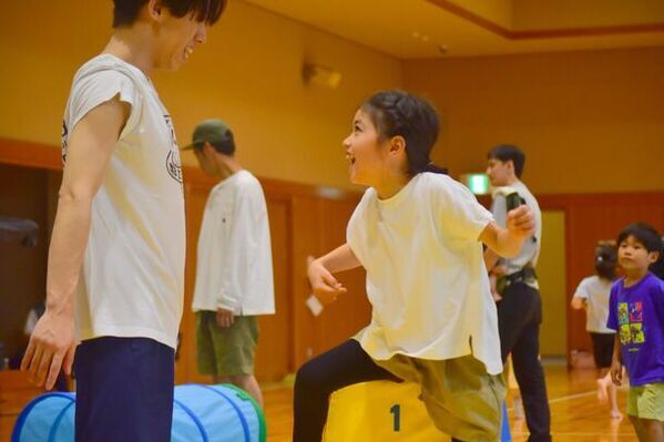 テレビ体操に現役実技者として出演中の新井庸太が“楽しいFirst”で展開する運動・体操教室をオープン！親子で楽しむ「体操フェス」を7/14(日)開催