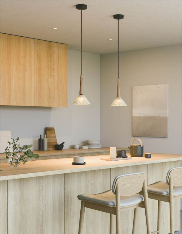 発売から11年目を迎えた「INTERIOR×LIGHTS」シリーズ　上質なインテリアに無垢な素材感が際立つペンダントライトなど16機種ラインアップ