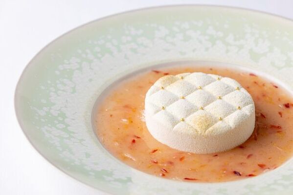 夏にぴったり！旬の柑橘フルーツを使用した爽やかなサヴァランが続々！「ダイナースクラブ フランス パティスリーウィーク2024」がいよいよ7月1日(月)から約1ヶ月間、開催