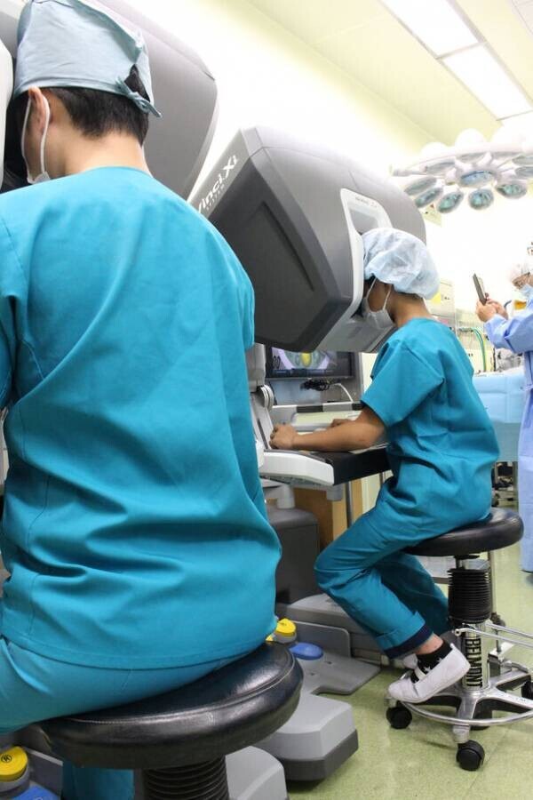 埼玉県上尾市「上尾中央総合病院」が小学生向け体験型セミナー『ロボット手術を学ぼう！』を8月3日(土)に開催