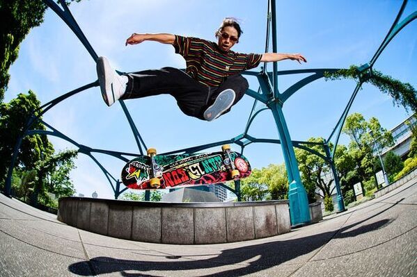 HAN-KUNメジャーデビュー15周年記念コラボ第7弾！「ELEMENT SKATEBOARDS」より限定スケートボードが7/9発売