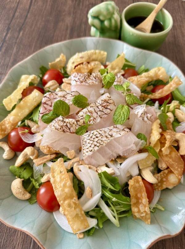 「魚まみれ眞吉」×「ビューティータイ料理」夏の特別コラボメニューが登場！絶品フュージョン7月1日提供開始