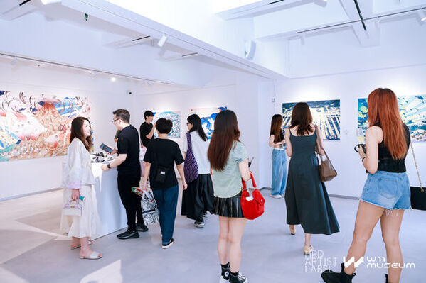 金田涼子、広州での初個展「とこしえの光」を8月28日まで開催　W11美術館のこけら落とし展示