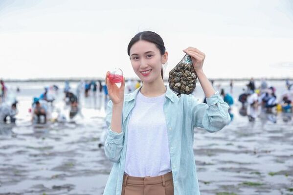 潮干狩りを楽しみながら最高5億円のお宝ハント！？『サマージャンボカプセル潮干狩り』5億円に肖り、5のつく日は、カプセル5倍、7/15海の日も！