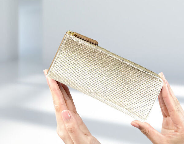 お札より小さい！？美と使いやすさを兼ね備えた長財布『FITY-Shine』Makuakeにて目標達成率300％に迫る！先行予約販売は7月21日まで