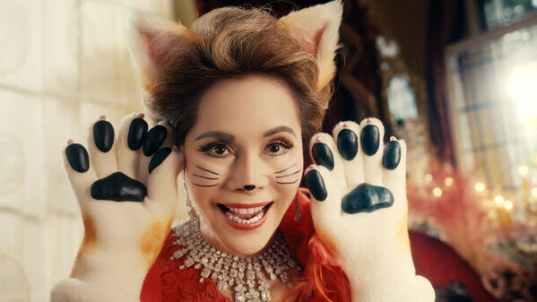 猫メイク＆猫耳のデヴィ夫人が出演！「高値で売らなきゃもったいニャイ！」と猫語のデヴィ夫人に注目　「買取 まねきや」の新CMを7月4日(木)より放映開始