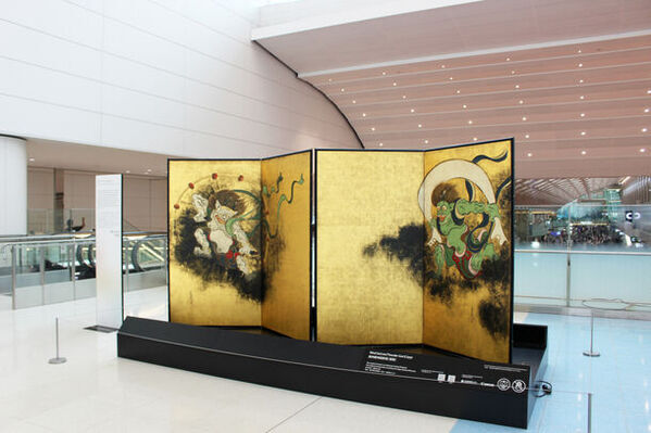 羽田空港国際線エリアで日本文化を紹介　高精細複製品「風神雷神図・夏秋草図屏風」「歌舞伎図屏風」